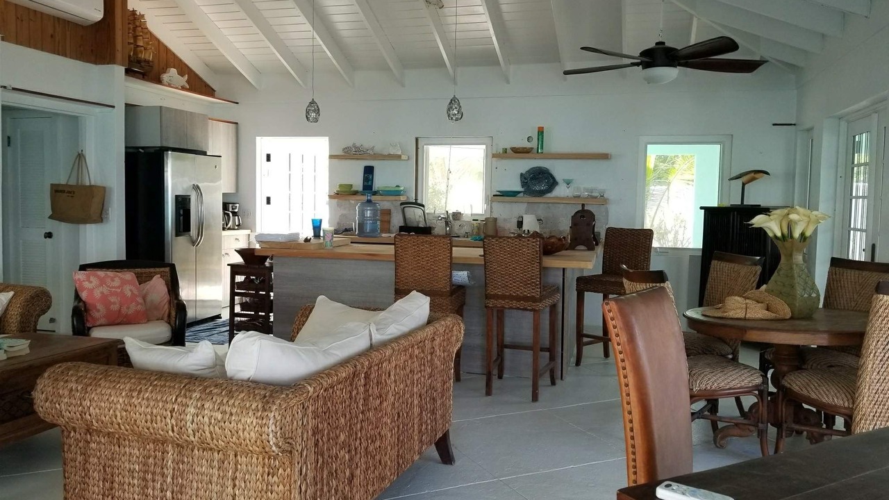 Photo of Livingroom in Andros Town