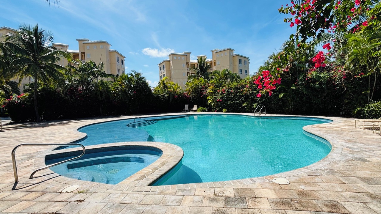 Photo of Outdoor in Bahamia West