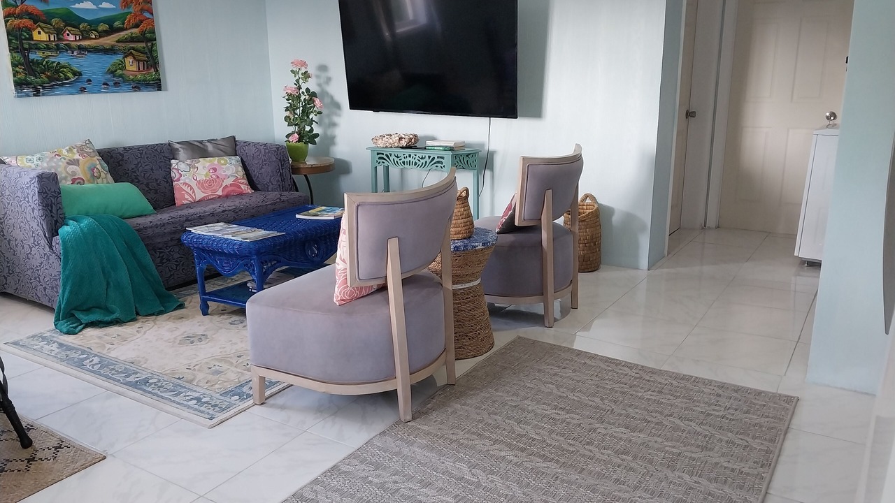 Photo of Livingroom in Tar Bay