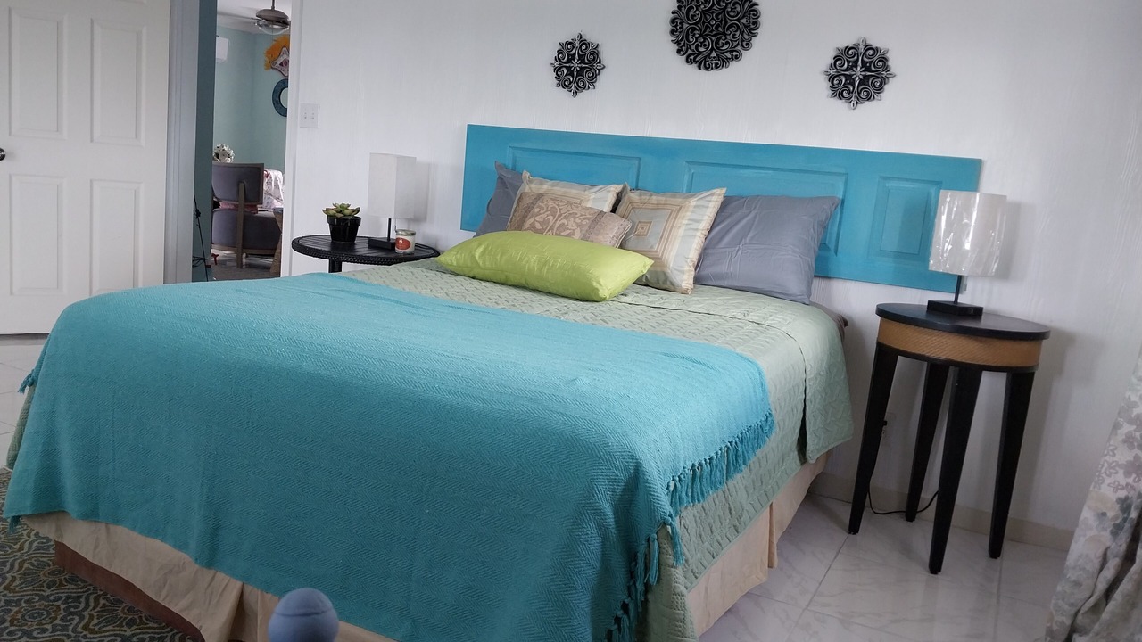 Photo of Bedroom in Tar Bay