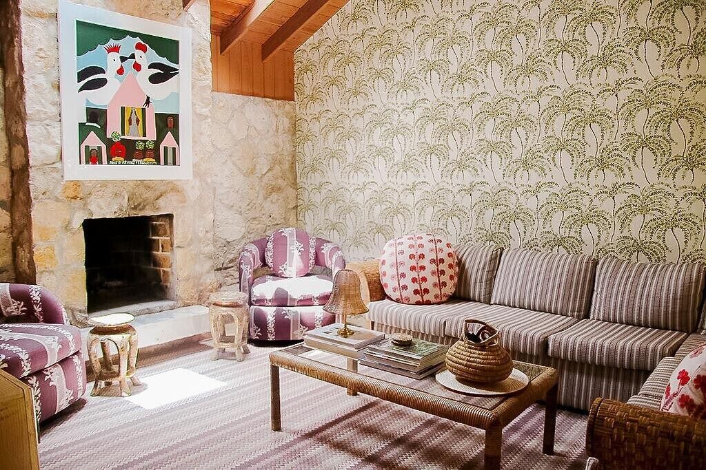 Photo of Livingroom in Dunmore Town