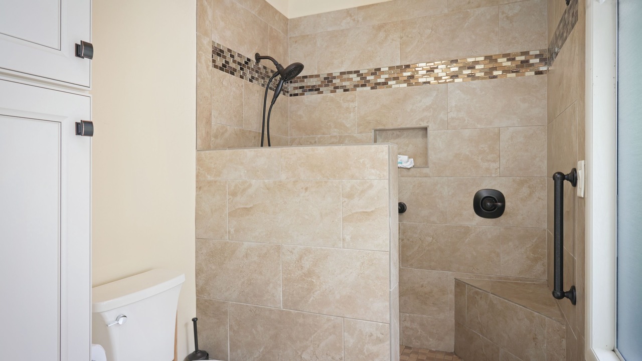 Photo of Bathroom in Honaunau-Napoopoo