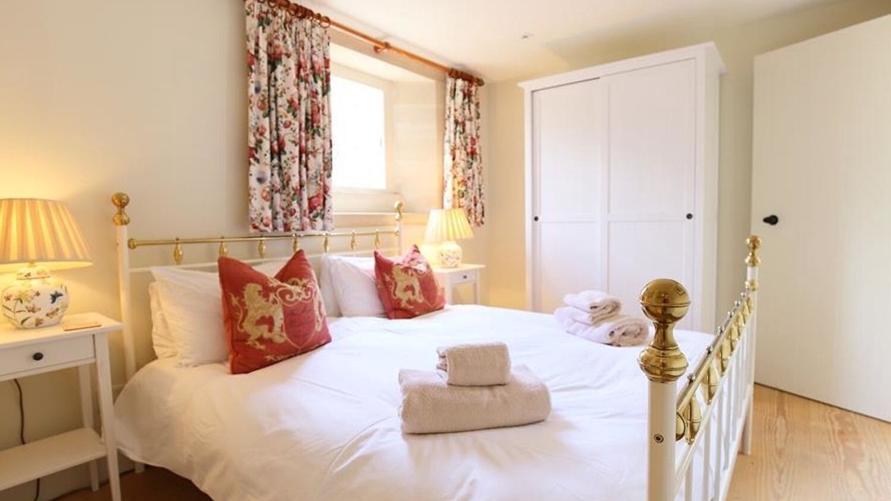 Photo of Bedroom in Bourton