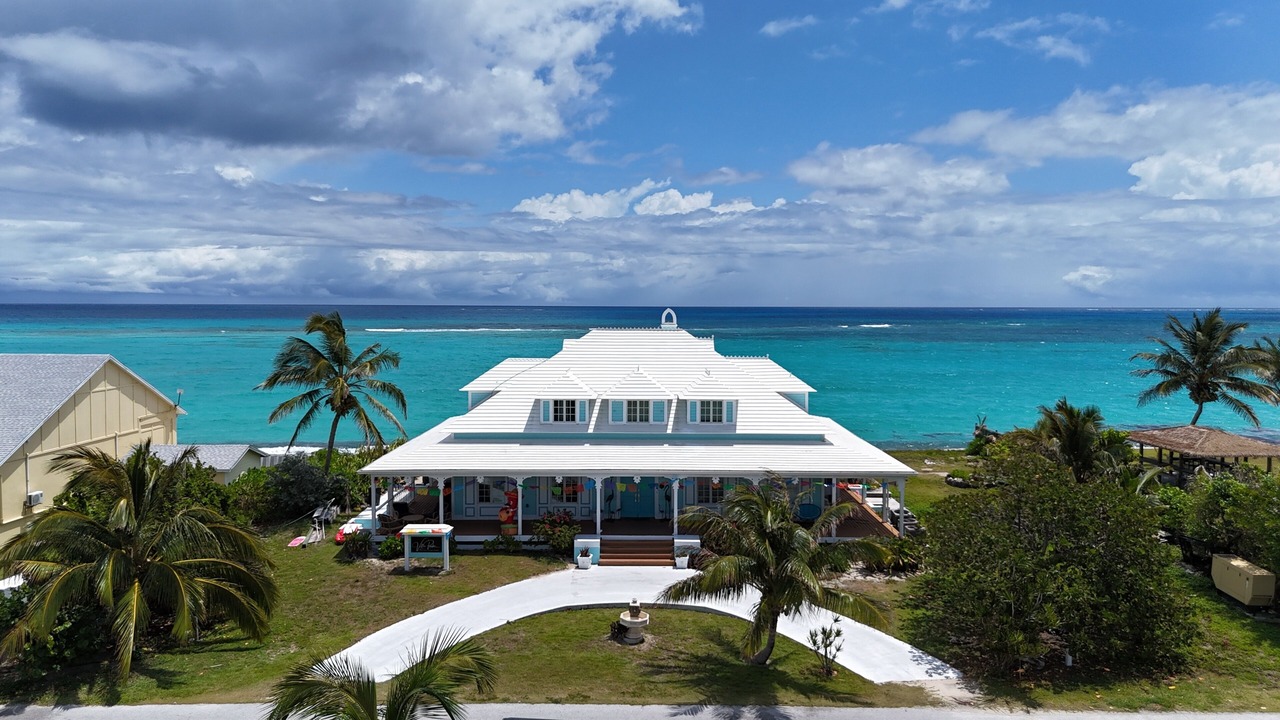 Photo of Outdoor in Green Turtle Estates