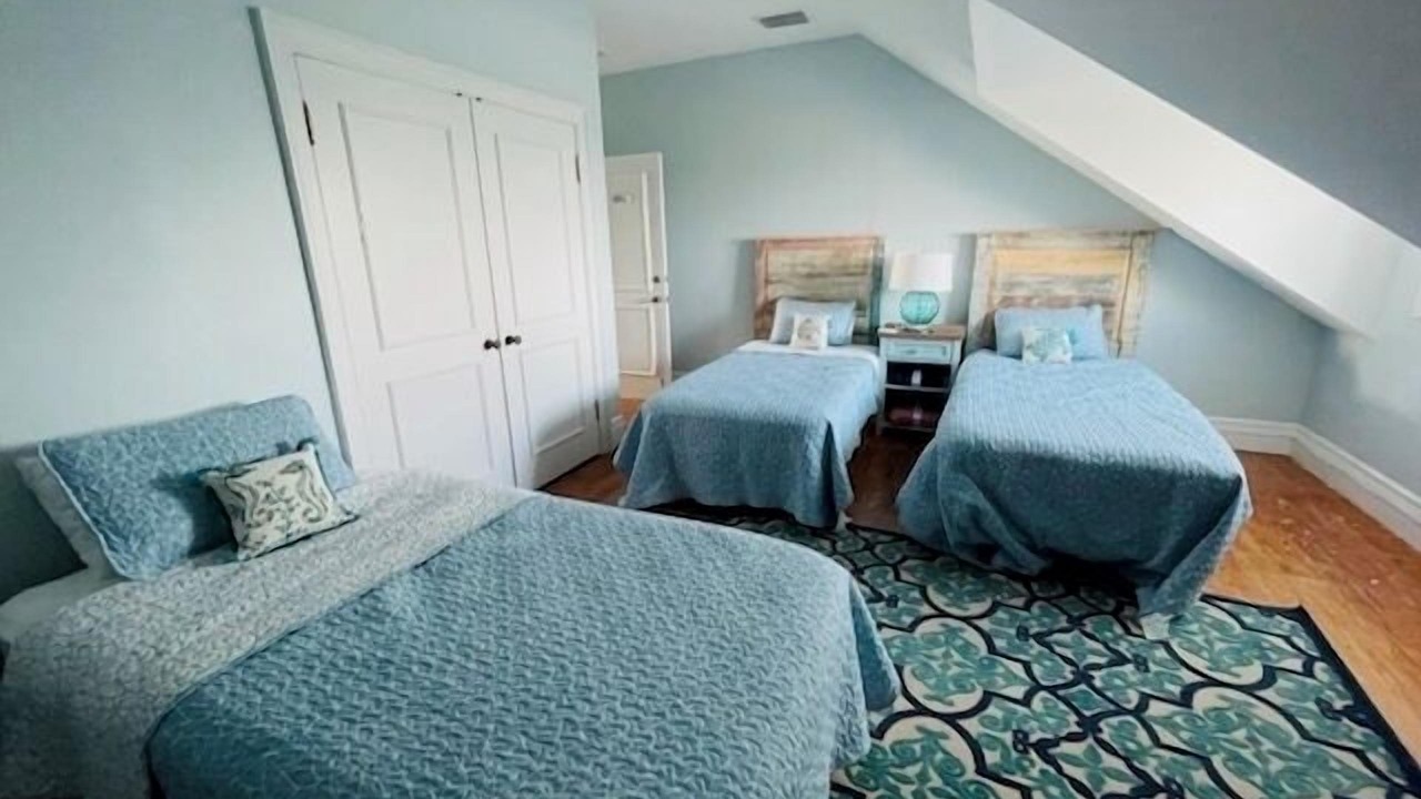 Photo of Bedroom in Green Turtle Estates