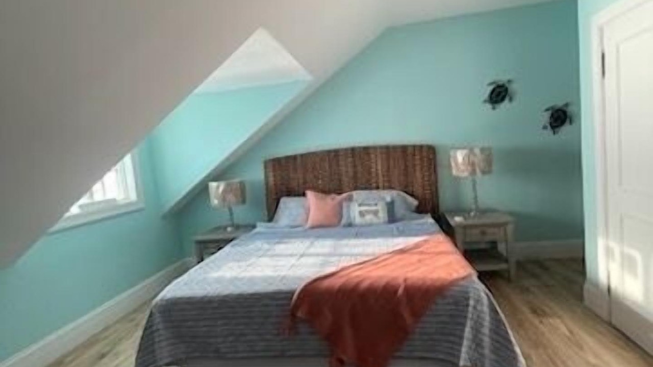 Photo of Bedroom in Green Turtle Estates