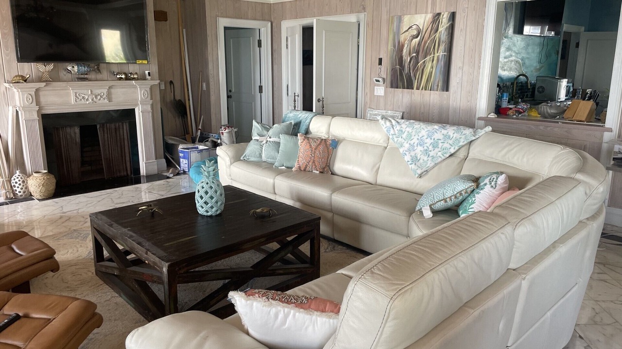 Photo of Livingroom in Green Turtle Estates