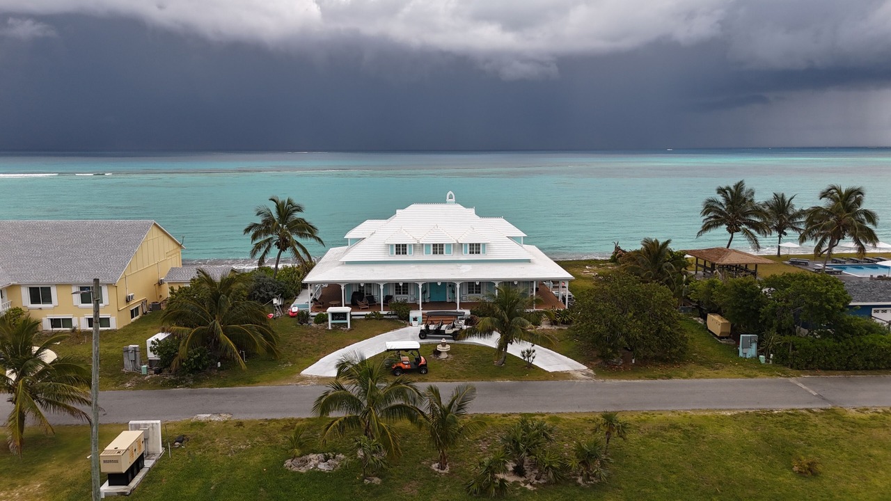 Photo of Outdoor in Green Turtle Estates