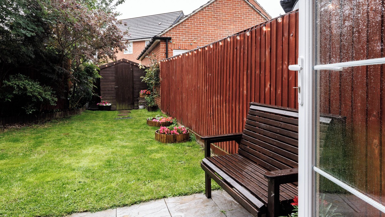 Photo of Patio Balcony in Aylesbury