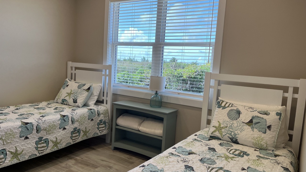 Photo of Bedroom in Green Turtle Cay