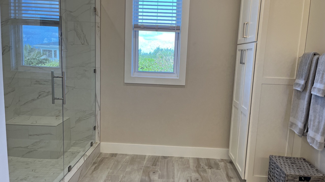 Photo of Bathroom in Green Turtle Cay