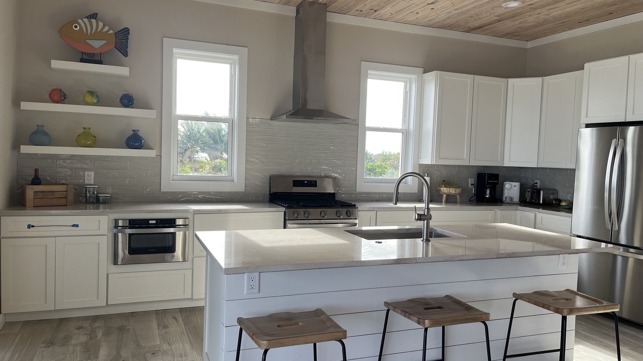 Photo of Kitchen in Green Turtle Cay