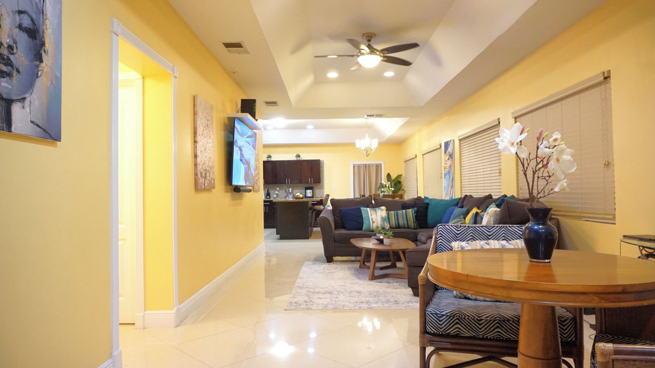 Photo of Livingroom in Nassau