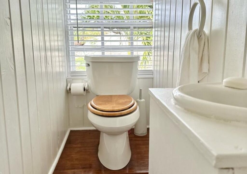 Photo of Bathroom in Dunmore Town