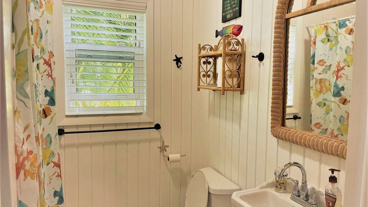 Photo of Bathroom in Spanish Wells