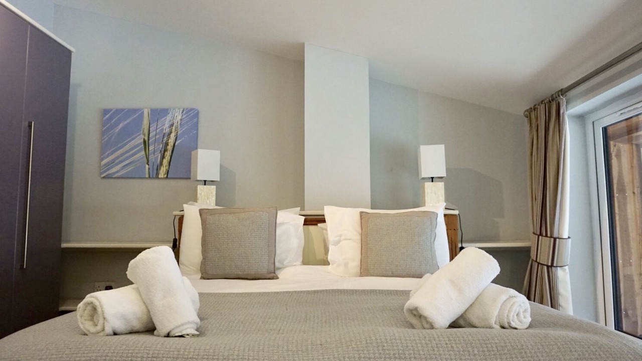 Photo of Bedroom in Bourton
