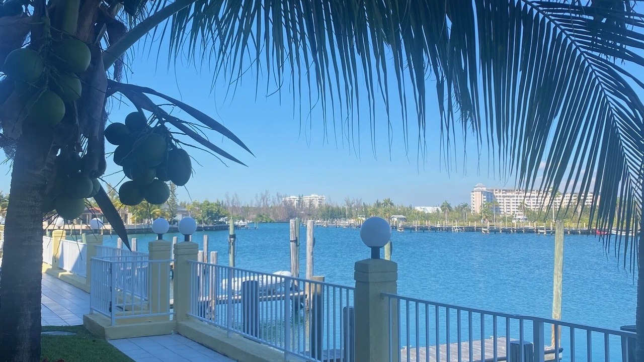 Photo of Outdoor in Bell Channel Bay