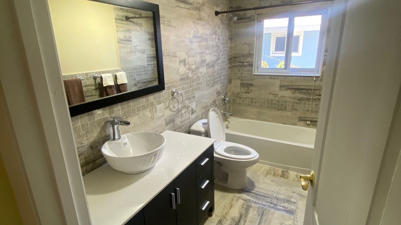 Photo of Bathroom in Bell Channel Bay