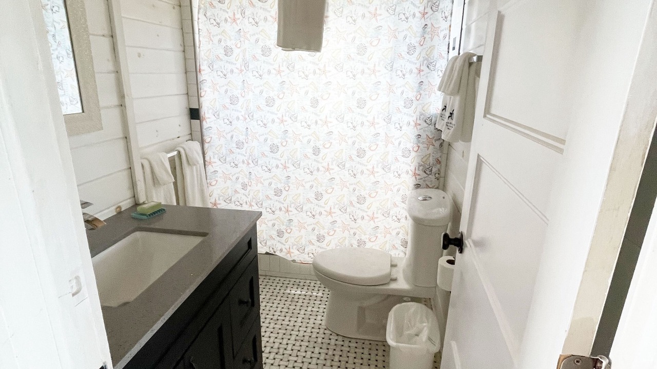 Photo of Bathroom in Hope Town