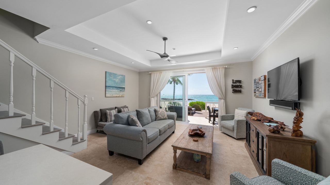 Photo of Livingroom in Nassau