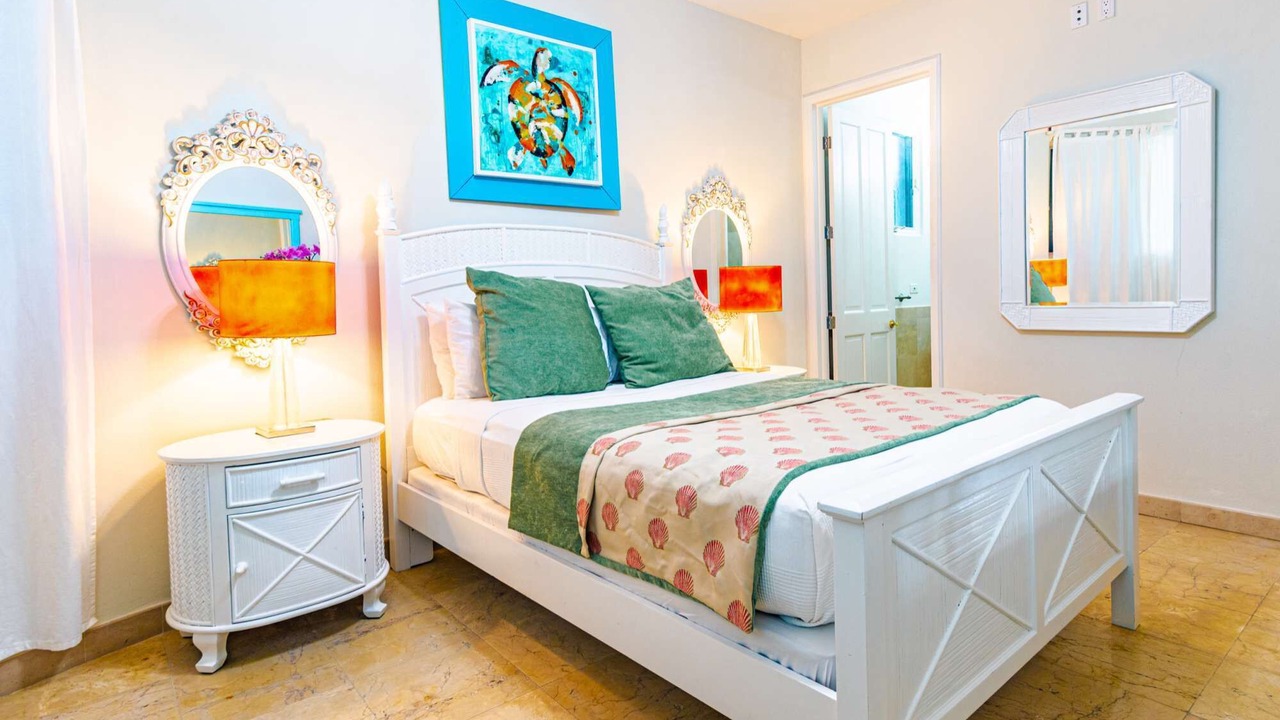 Photo of Bedroom in Nassau