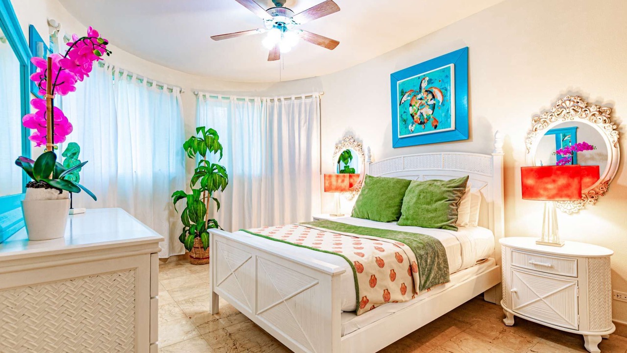 Photo of Bedroom in Nassau