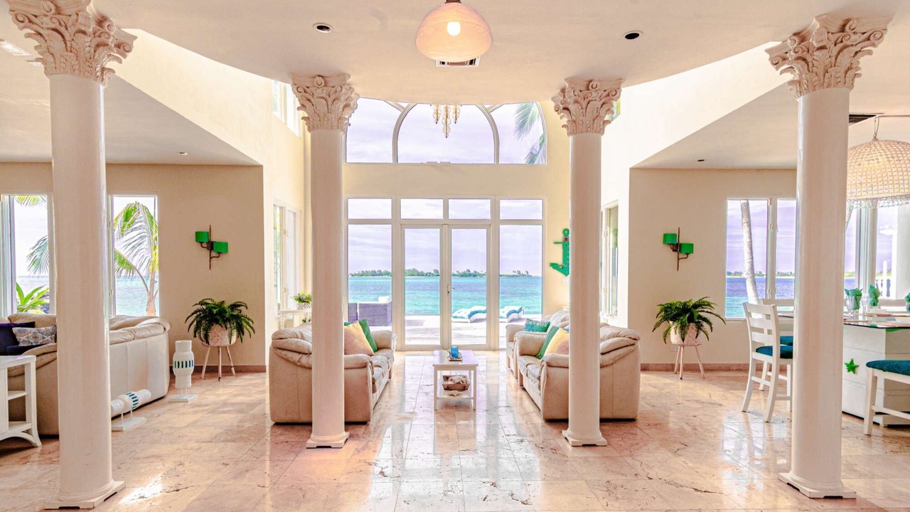 Photo of Livingroom in Nassau