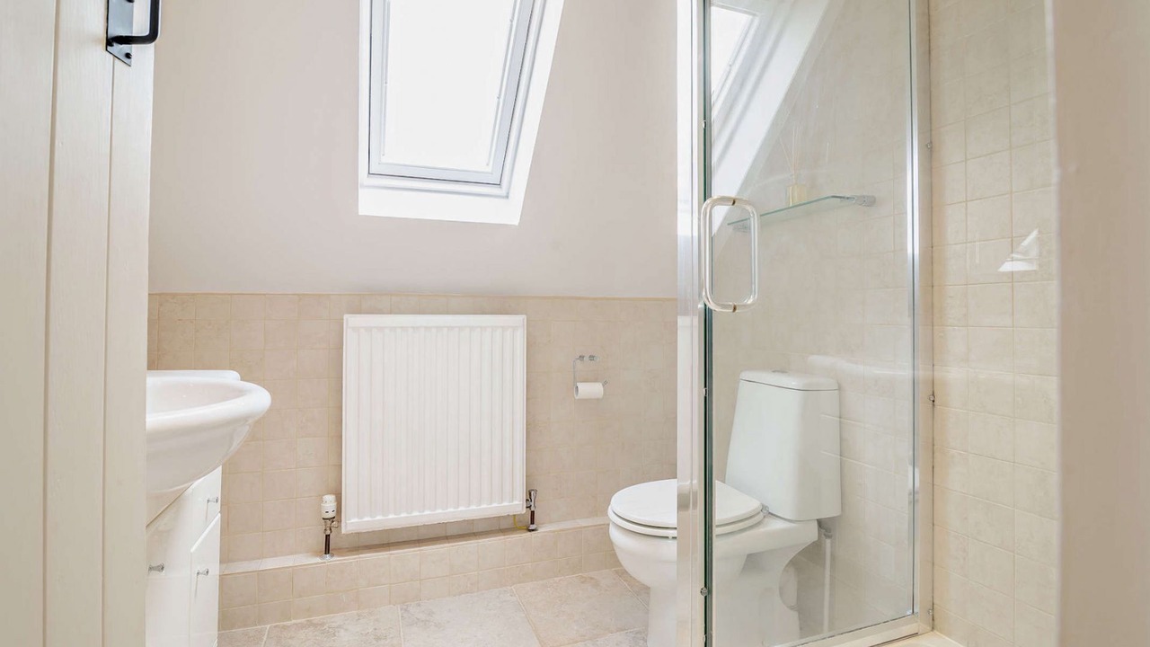 Photo of Bedroom in Rendcomb