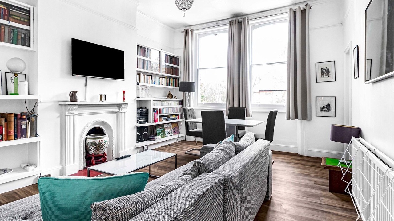 Photo of Livingroom in Gospel Oak