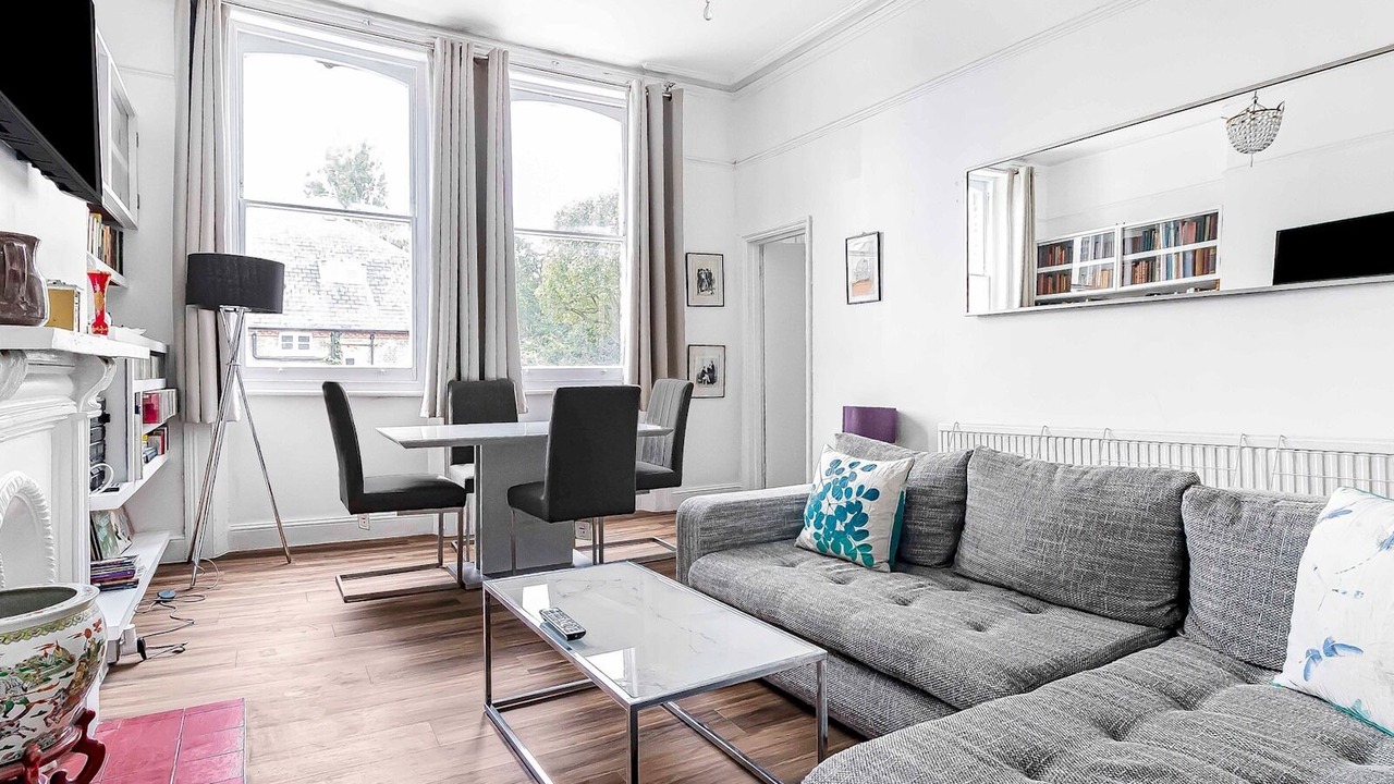 Photo of Livingroom in Gospel Oak