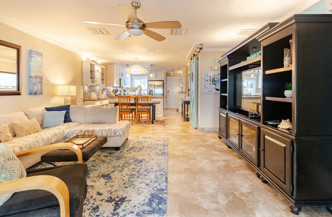 Photo of Livingroom in Nassau