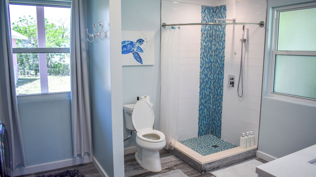 Photo of Bathroom in Green Turtle Estates