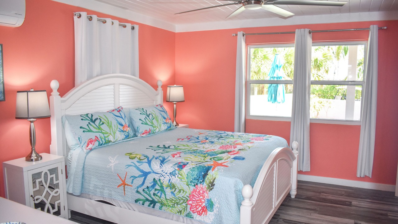 Photo of Bedroom in Green Turtle Estates