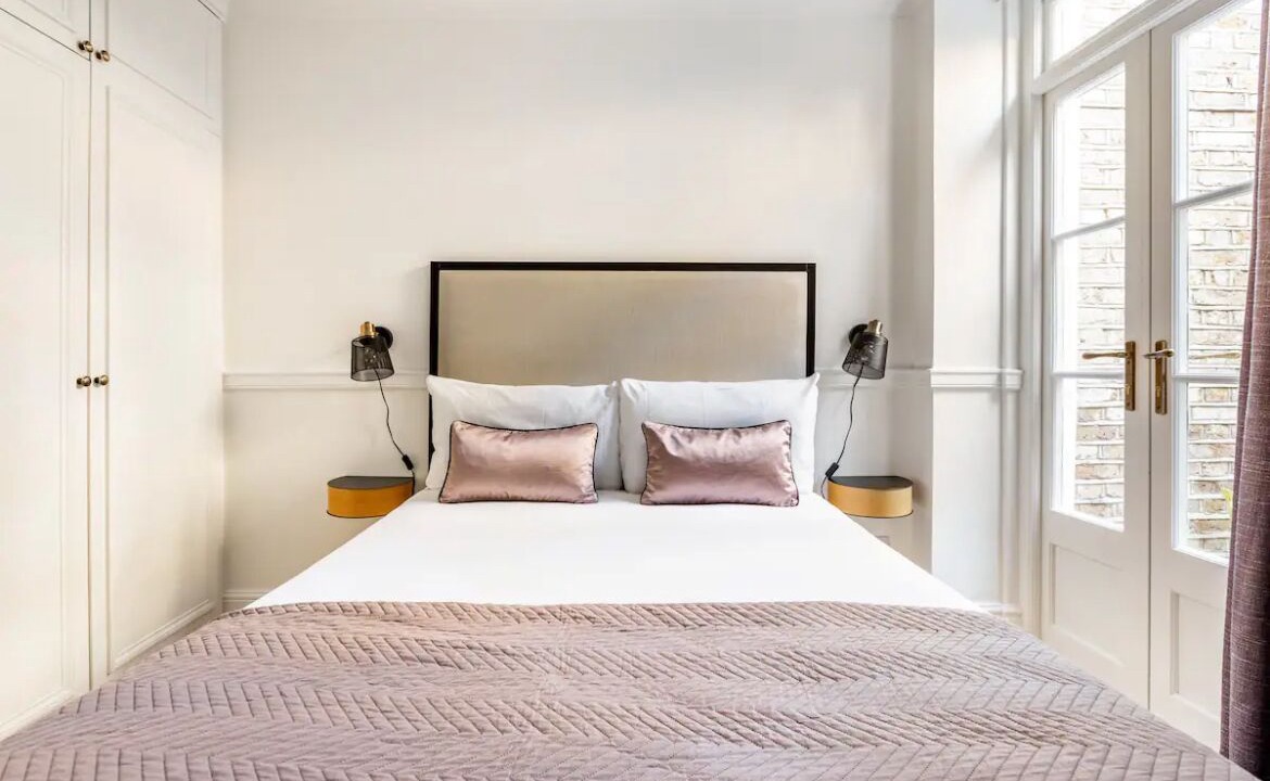 Photo of Bedroom in Brompton & Hans Town