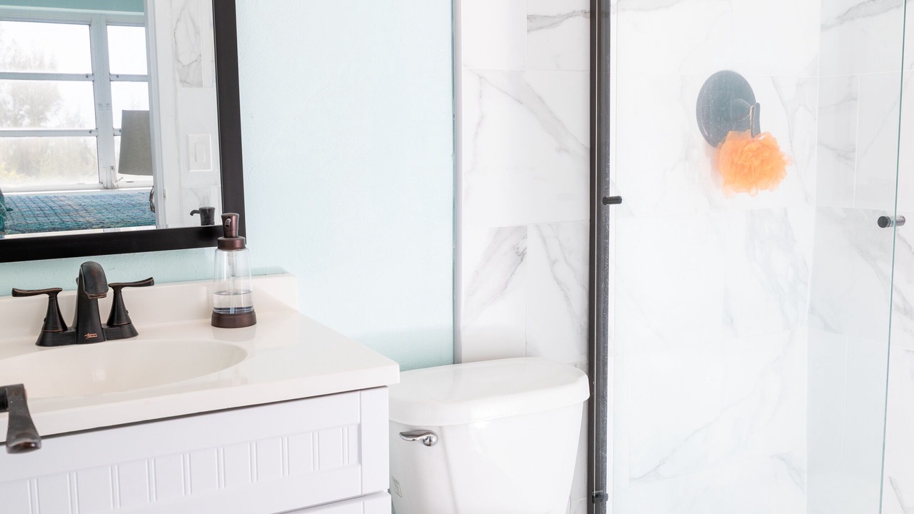 Photo of Bathroom in Discovery Bay