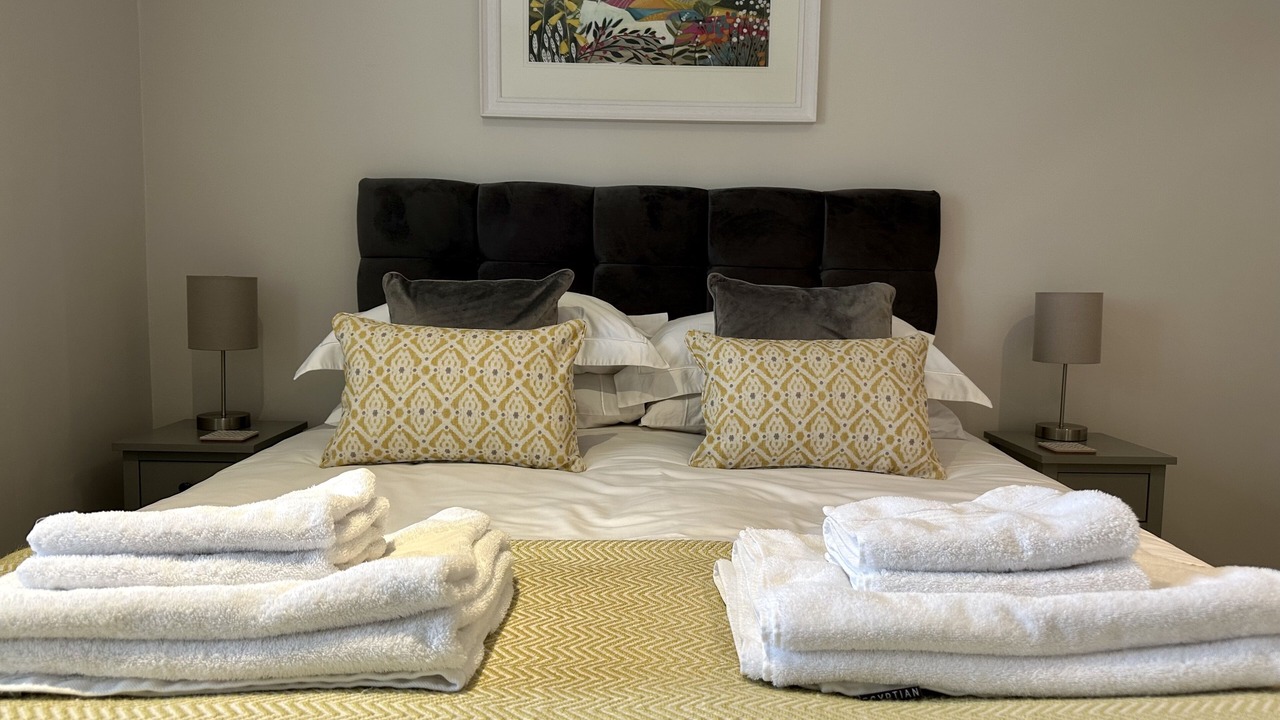 Photo of Bedroom in Northleach