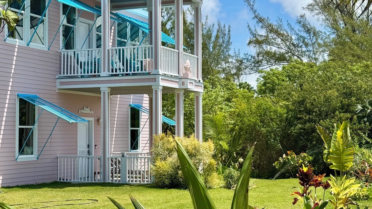 Photo of Outdoor in Bahama Palm Shores