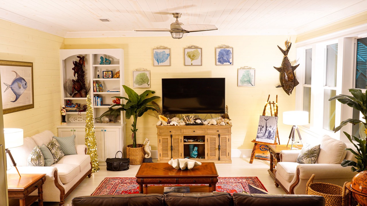 Photo of Livingroom in Bahama Palm Shores