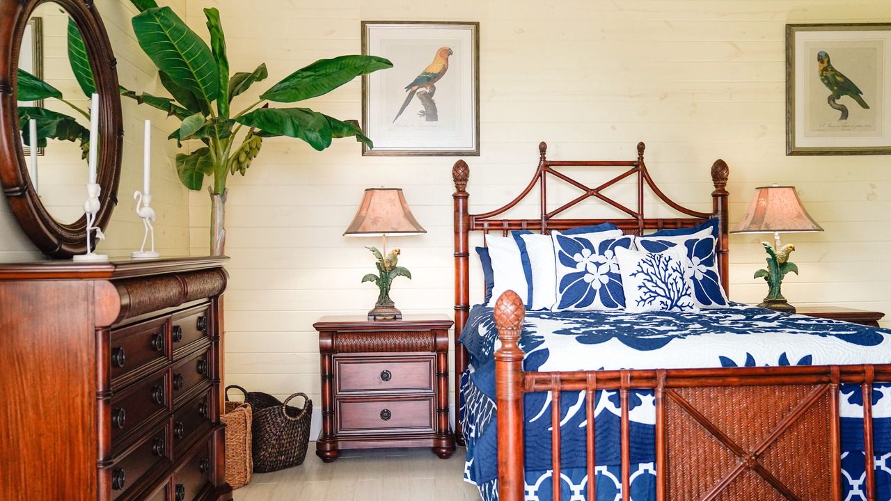Photo of Bedroom in Bahama Palm Shores