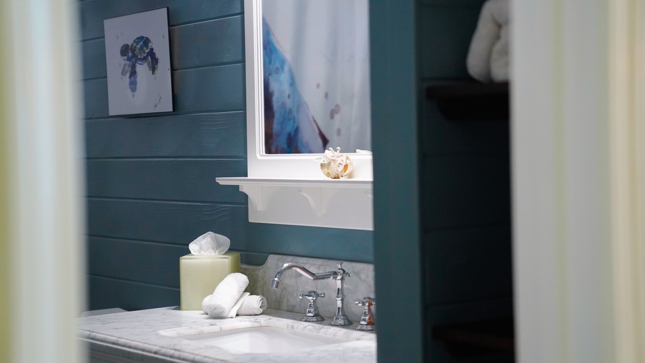 Photo of Bathroom in Bahama Palm Shores