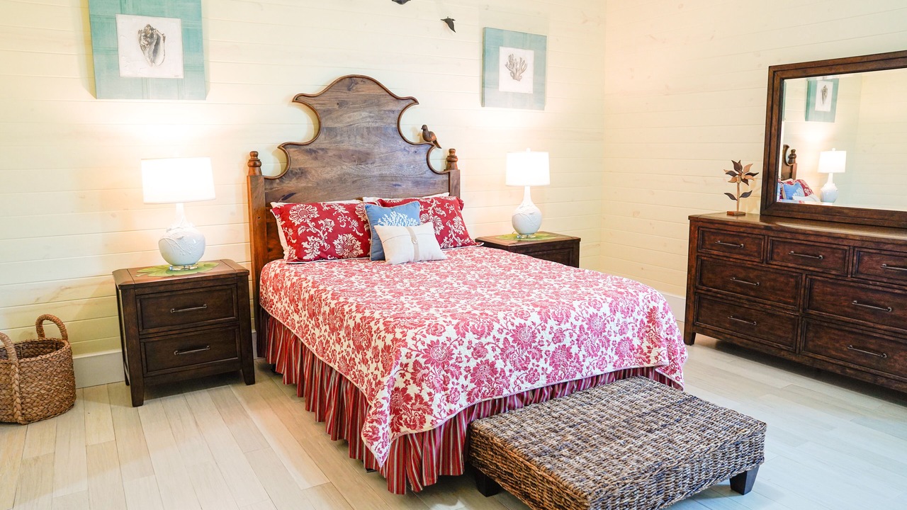 Photo of Bedroom in Bahama Palm Shores