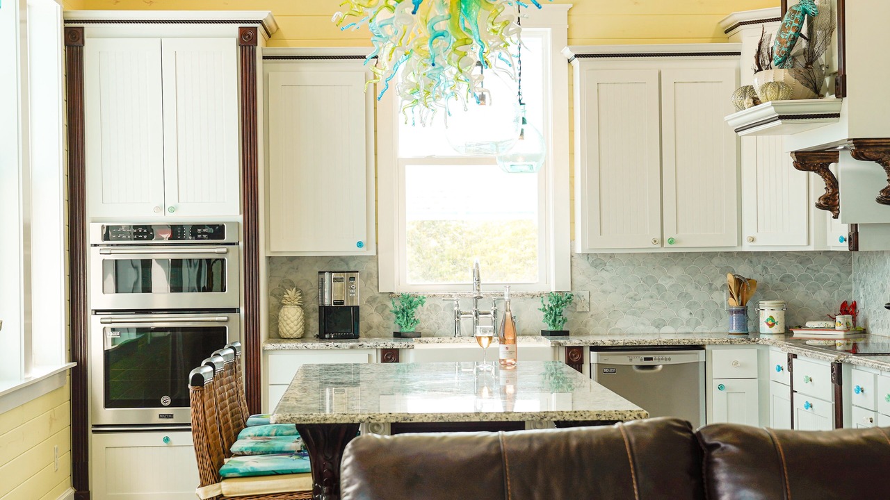 Photo of Kitchen in Bahama Palm Shores