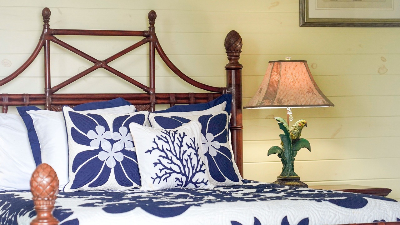 Photo of Bedroom in Bahama Palm Shores
