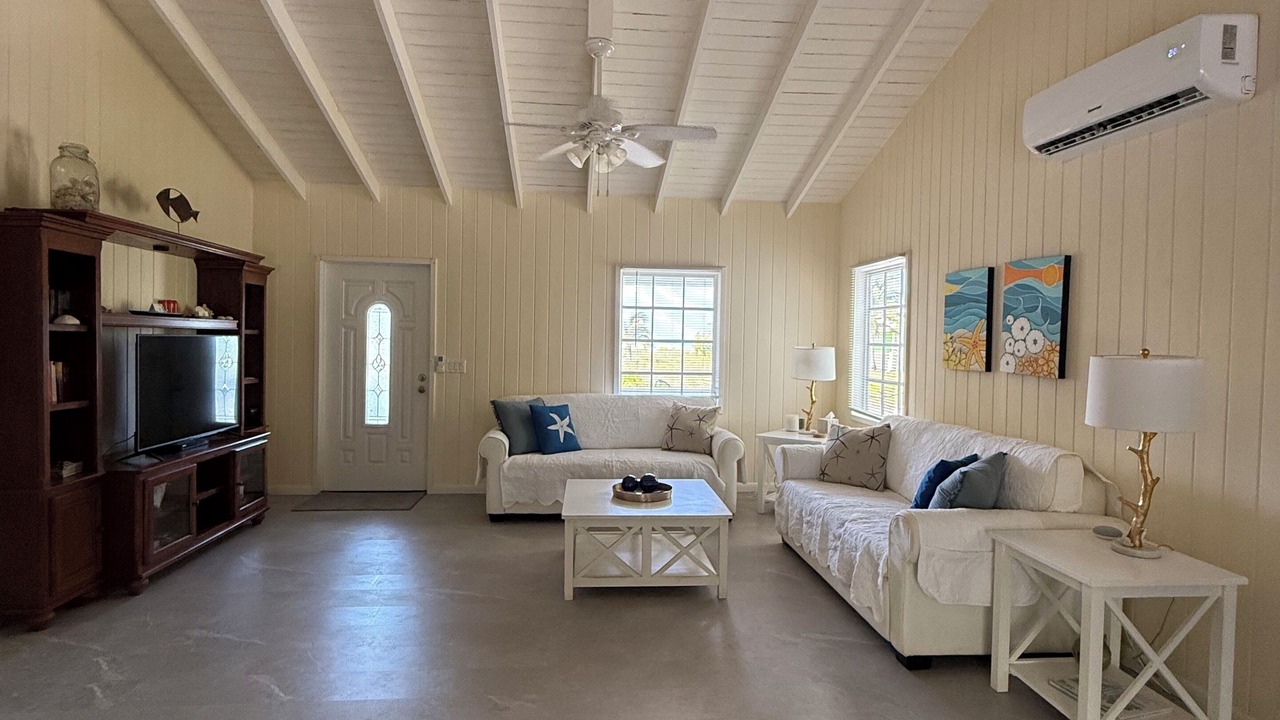 Photo of Livingroom in Cherokee