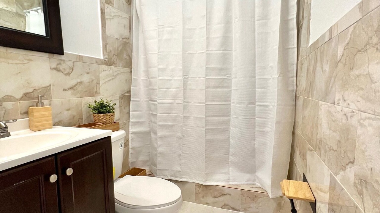 Photo of Bathroom in Bailey Town