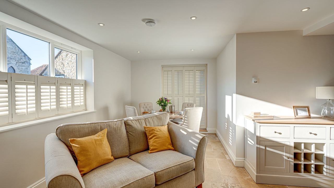 Photo of Livingroom in Wheatley