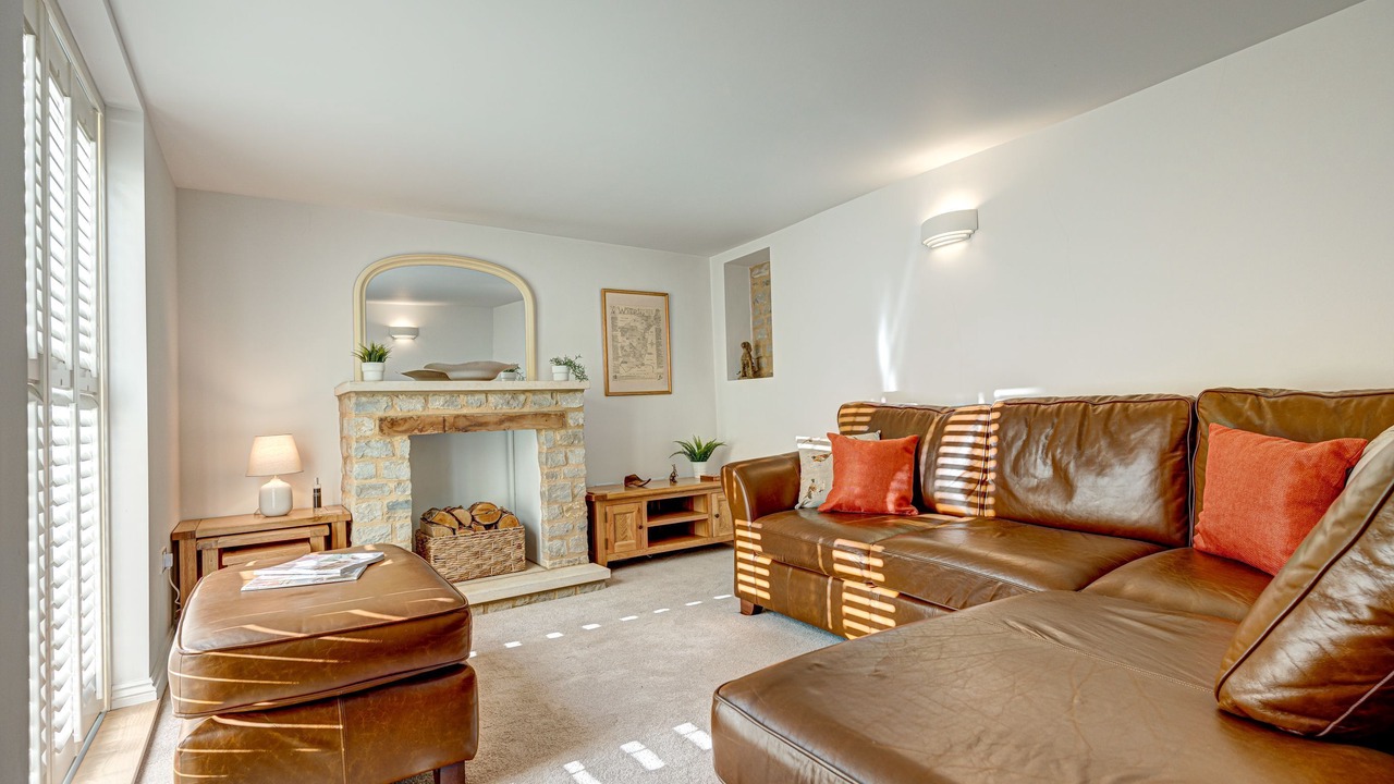 Photo of Livingroom in Wheatley