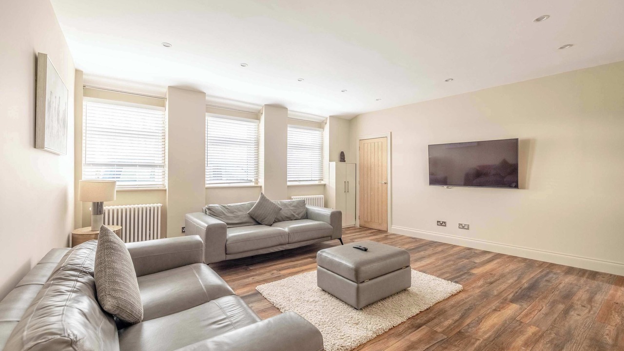 Photo of Livingroom in Eton
