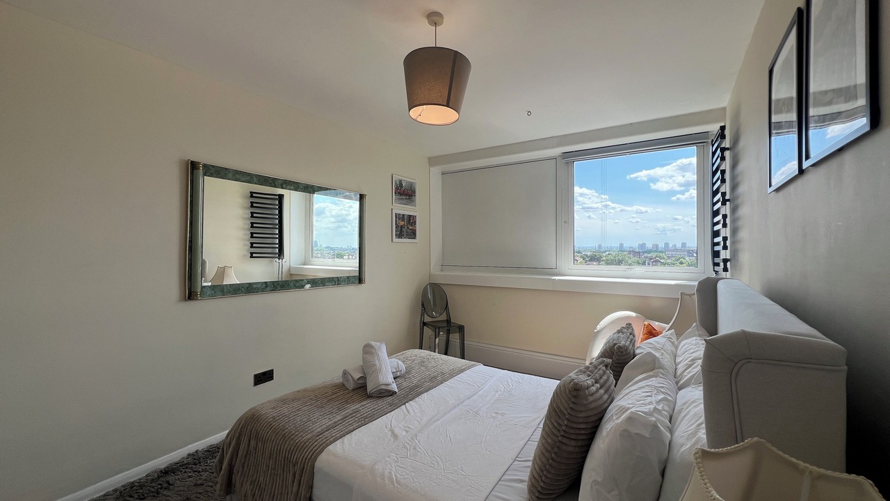 Photo of Bedroom in South Hampstead