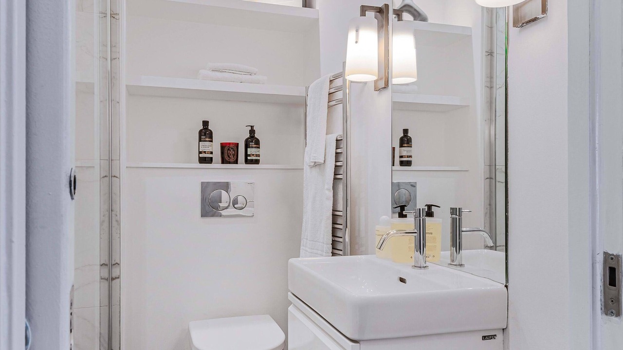 Photo of Bathroom in Belsize